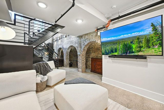 1328 Republic Street, Cincinnati, OH 45202