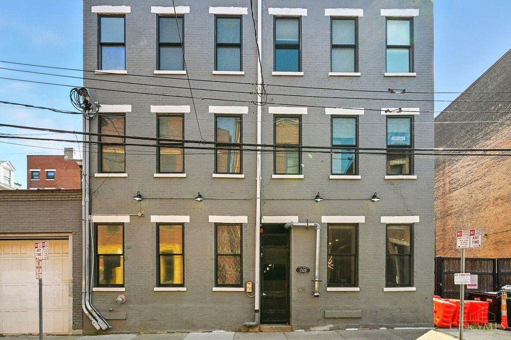 1328 Republic Street, Cincinnati, OH 45202