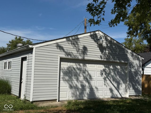 3001 Auburn Road, Indianapolis, IN 46224