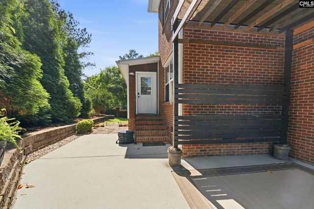 2 Hunters Pond Drive, Columbia, SC 29229