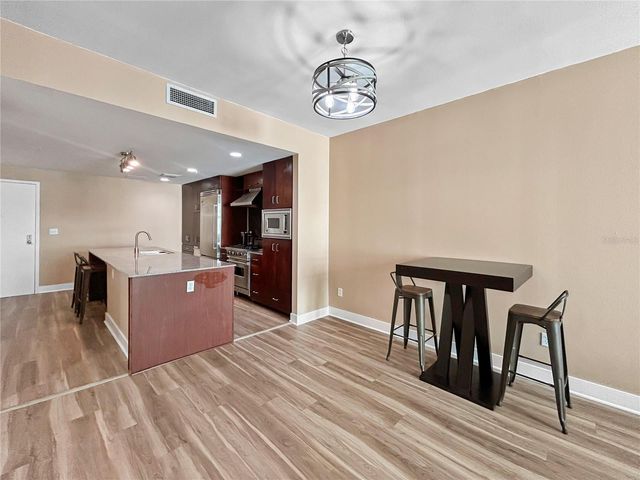 1120 E KENNEDY BOULEVARD 1427, Tampa, FL 33602