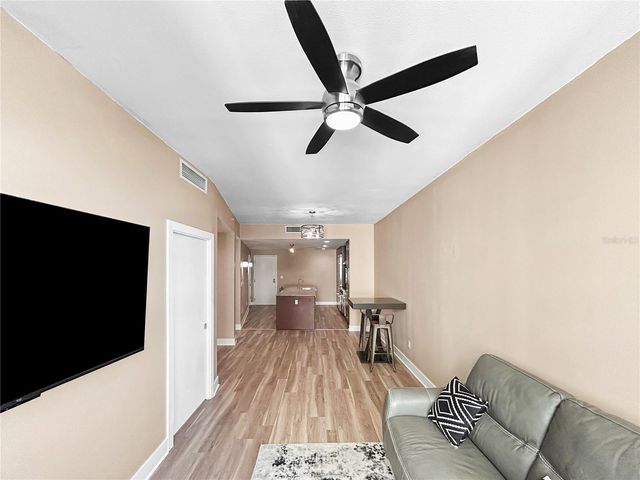 1120 E KENNEDY BOULEVARD 1427, Tampa, FL 33602