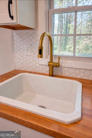 1551 Pine Glen Circle, Decatur, GA 30035