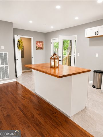 1551 Pine Glen Circle, Decatur, GA 30035