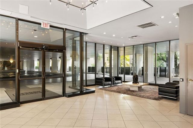 147 15th NE Street 6E, Atlanta, GA 30309