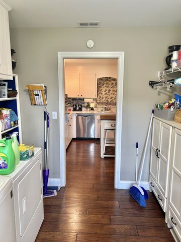 1212 Woodcrest Dr, Manchester, TN 37355