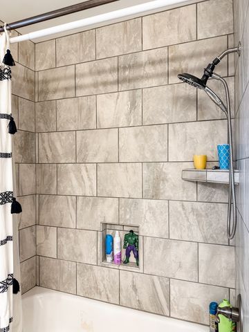 1212 Woodcrest Dr, Manchester, TN 37355