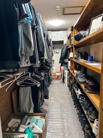 1212 Woodcrest Dr, Manchester, TN 37355