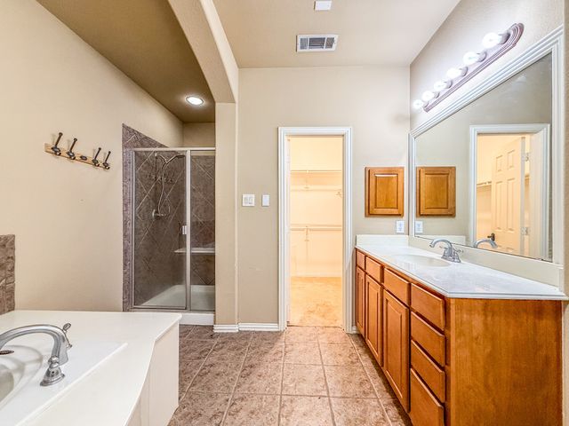 1528 Chestnut Drive, Savannah, TX 76227
