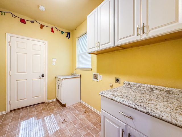 1528 Chestnut Drive, Savannah, TX 76227