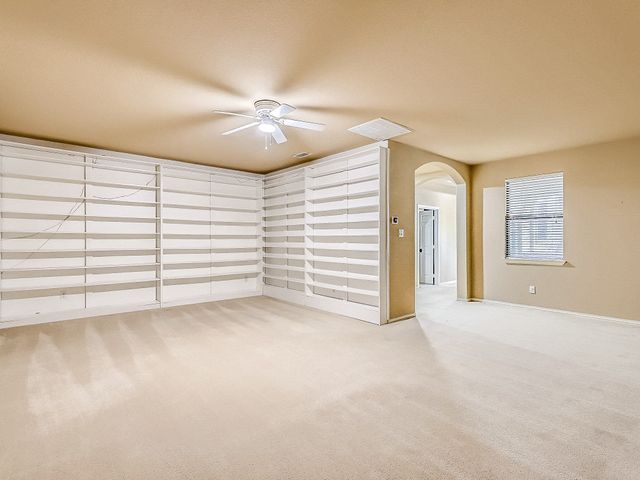 1528 Chestnut Drive, Savannah, TX 76227