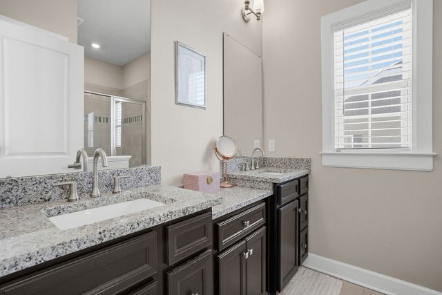 401 SPRUCE LANE, North Strabane, PA 15317