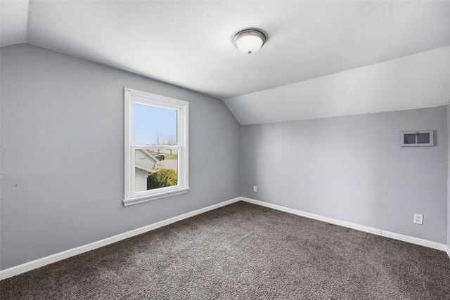 1801 Wilson Avenue SW, Cedar Rapids, IA 52404