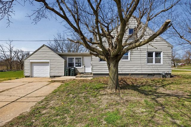 1801 Wilson Avenue SW, Cedar Rapids, IA 52404