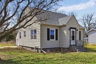1801 Wilson Avenue SW, Cedar Rapids, IA 52404