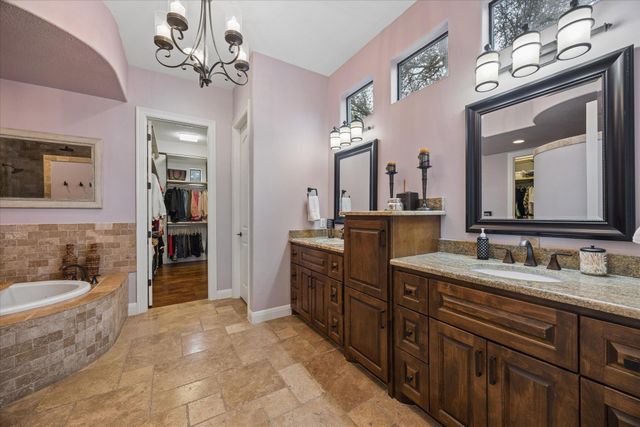 1100 High Lonesome ST, Leander, TX 78641