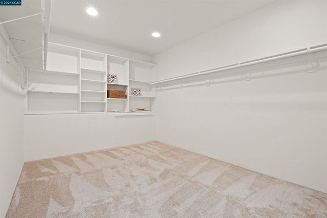 698 Via Rialto, Oakland, CA 94619