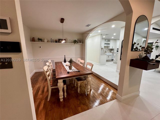 172 Wild Pine Rd, Wellington, FL 33414