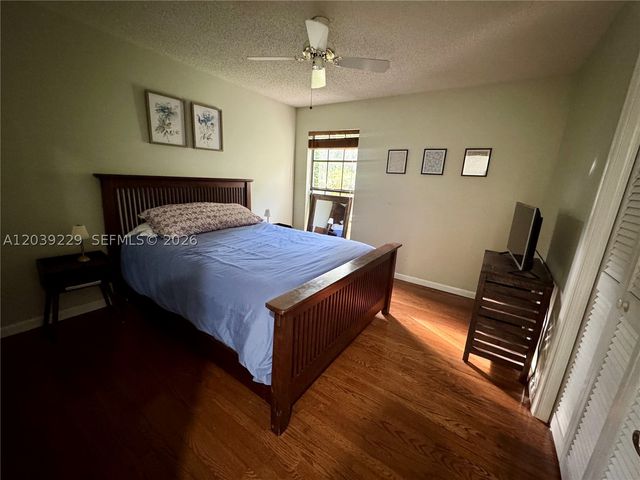 172 Wild Pine Rd, Wellington, FL 33414