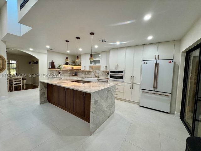 172 Wild Pine Rd, Wellington, FL 33414