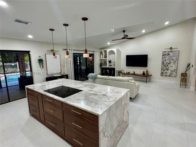172 Wild Pine Rd, Wellington, FL 33414