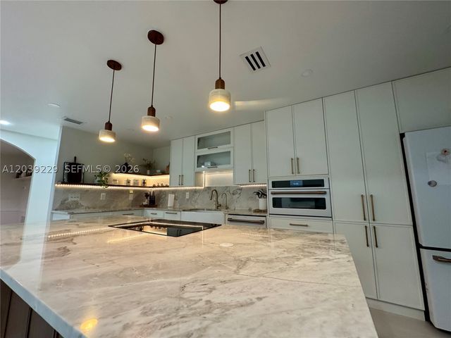 172 Wild Pine Rd, Wellington, FL 33414