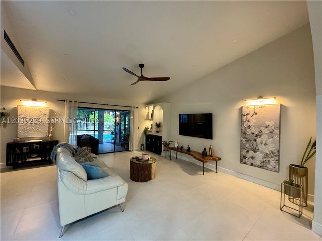 172 Wild Pine Rd, Wellington, FL 33414