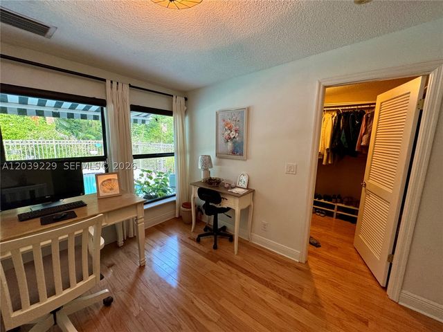 172 Wild Pine Rd, Wellington, FL 33414