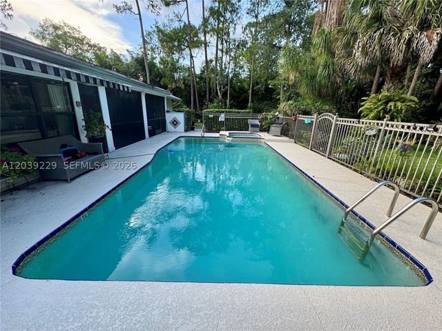 172 Wild Pine Rd, Wellington, FL 33414