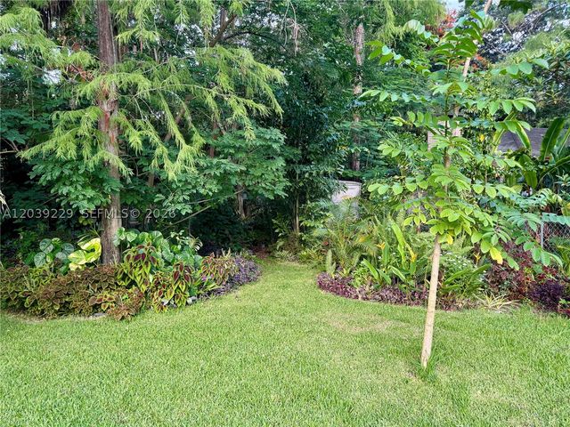 172 Wild Pine Rd, Wellington, FL 33414