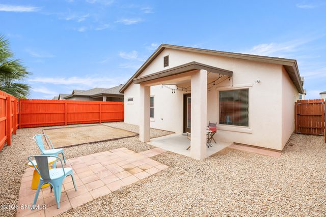 7048 Chaco Street, Las Cruces, NM 88012