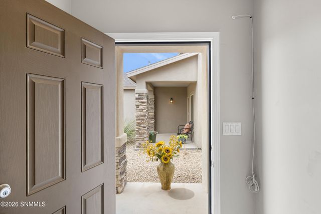 7048 Chaco Street, Las Cruces, NM 88012