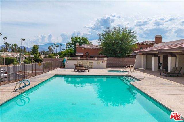 73450 Country Club Drive SPC 259, Palm Desert, CA 92260