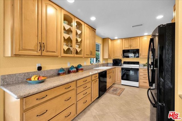 73450 Country Club Drive SPC 259, Palm Desert, CA 92260