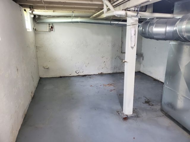 1623 W Pleasant Street, Davenport, IA 52804