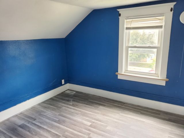 1623 W Pleasant Street, Davenport, IA 52804