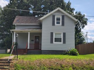 1623 W Pleasant Street, Davenport, IA 52804