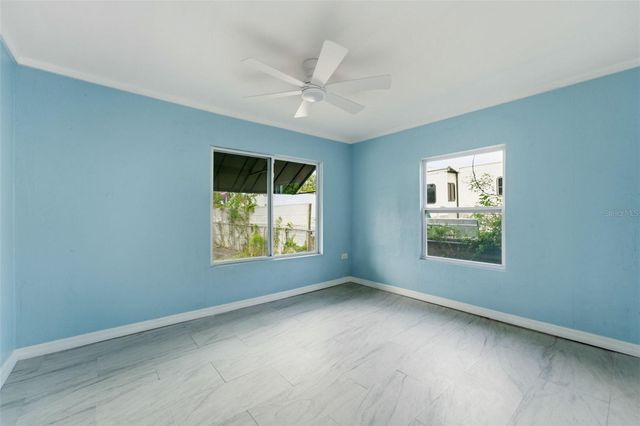 5541 KENSINGTON STREET, Sarasota, FL 34232