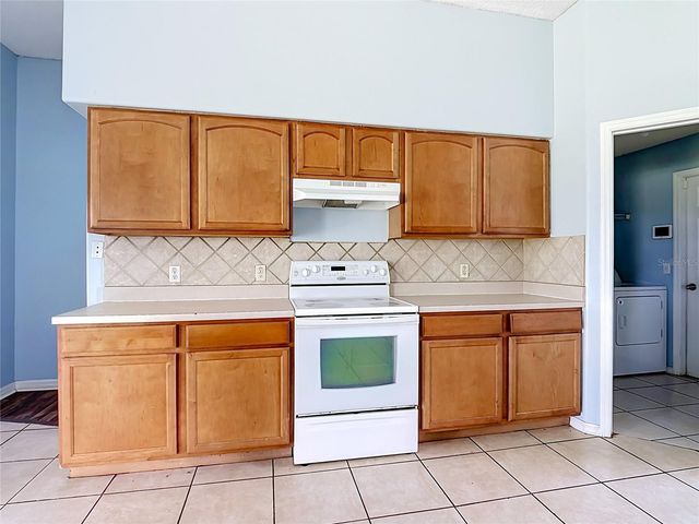 1001 EIFFEL LANE, Kissimmee, FL 34759