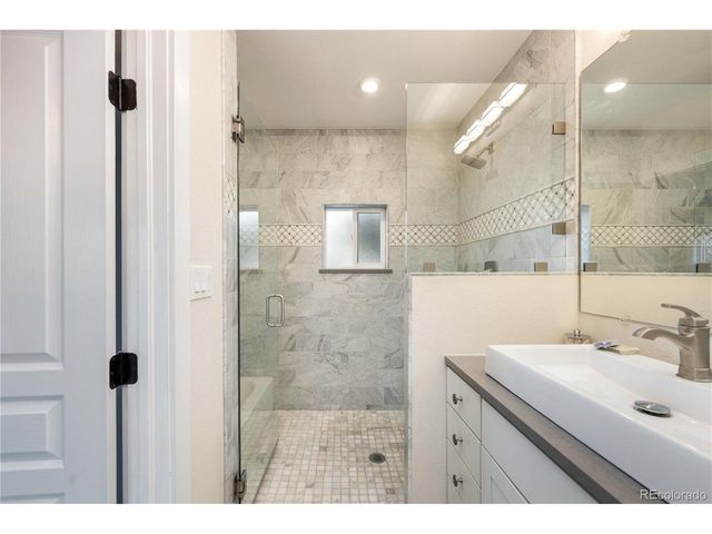 1325 Bellaire St, Denver, CO 80220