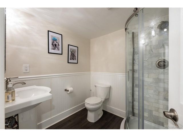 1325 Bellaire St, Denver, CO 80220