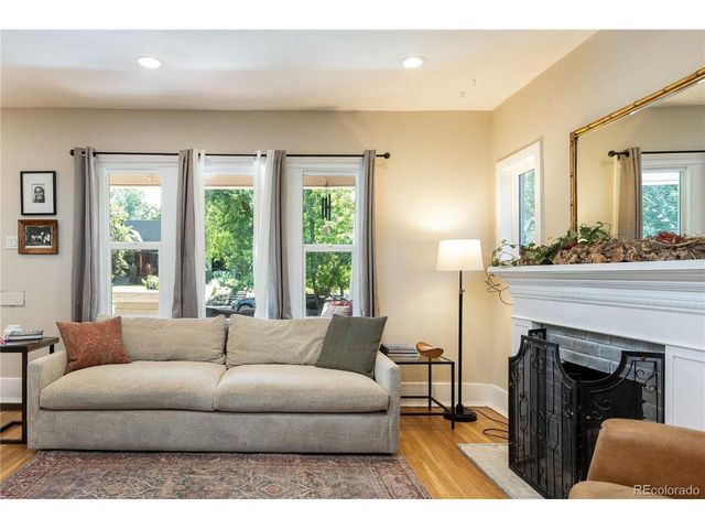 1325 Bellaire St, Denver, CO 80220