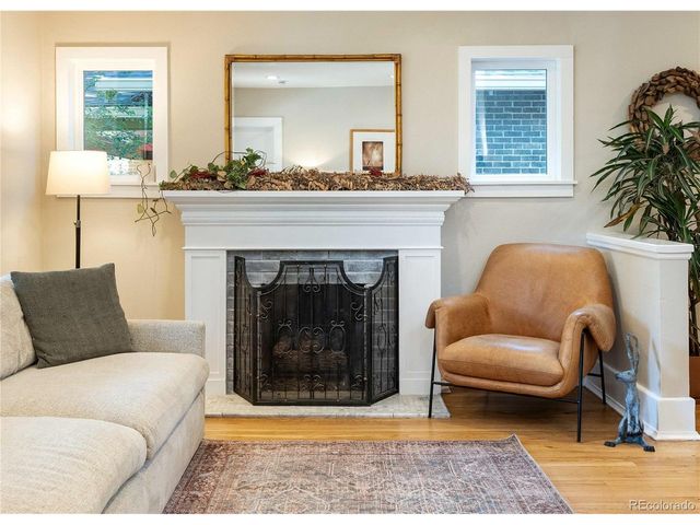 1325 Bellaire St, Denver, CO 80220
