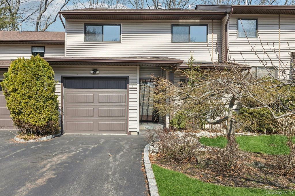 87 Northgate Circle, Melville, NY 11747 — exterior