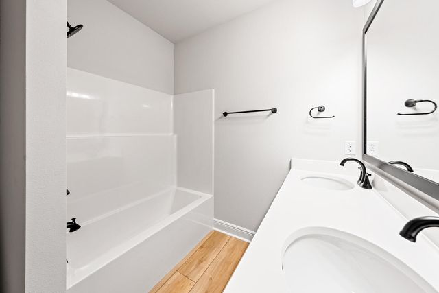 2737 Louis Circle, Crestview, FL 32536