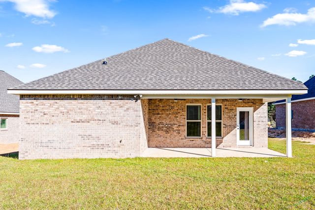 2737 Louis Circle, Crestview, FL 32536