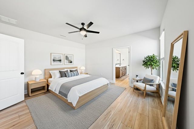 2737 Louis Circle, Crestview, FL 32536