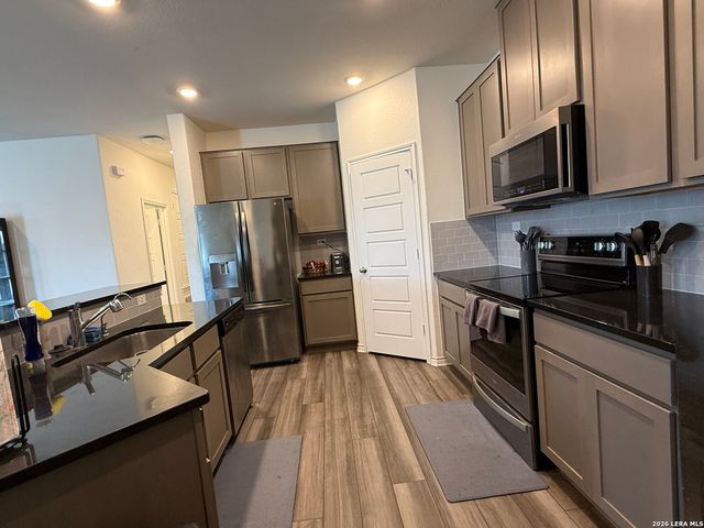 2414 BART CV, San Antonio, TX 78244