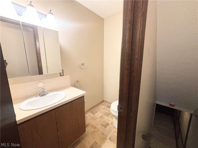 20209 Lake Shore Boulevard, Euclid, OH 44123