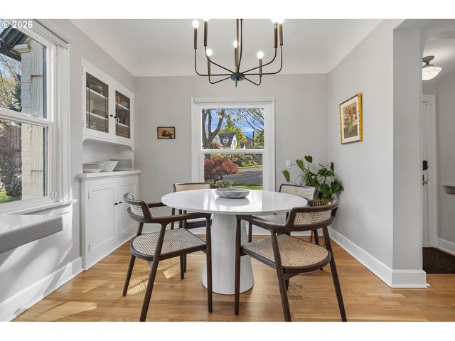 7007 Se 28TH Ave, Portland, OR 97202